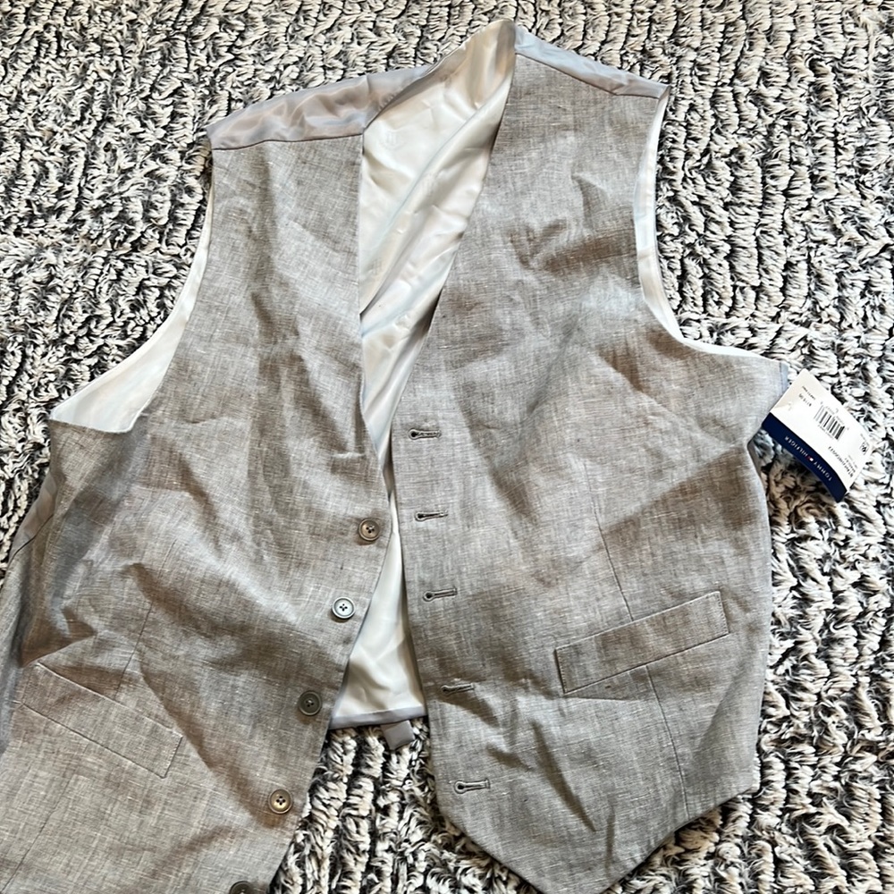 Brand new men’s Tommy Hilfiger vest